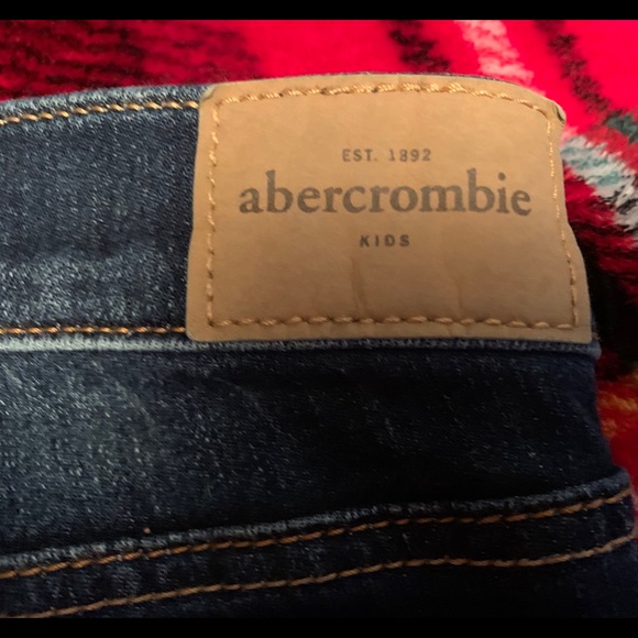 ⭐️Abercrombie Kids Jeans - Picture 2 of 6